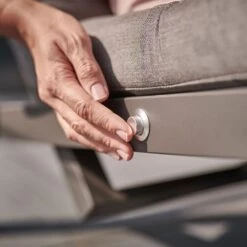 Kettler - Elba Relaxer - Garden Furniture -Terra Bloom Furniture Shop 10233268 0393139 0200 Elba Relaxer with footstool Lifestyle button close up